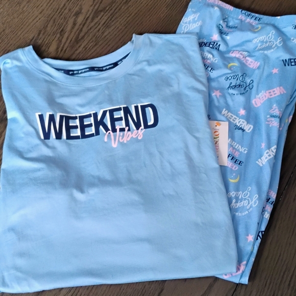 Women's Weekend Blue Sleep Tee & Joggers Pajama Set Various Sizes NWT - Picture 10 of 15